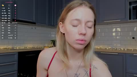 Snapshot of blondekelly chatting on 1, 6, 2026 Kelly online show from 1, 6, 2026