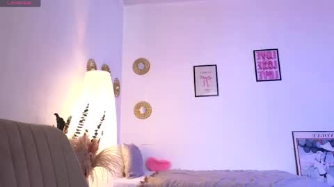 Mommy online show from 25, 4, 2026