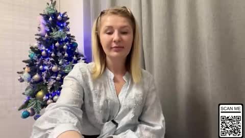 blondie_xoxoxo online show from 21, 12, 2025