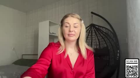 blondie_xoxoxo online show from 28, 4, 2026