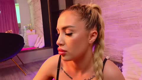 Kiki online show from 28, 5, 2026