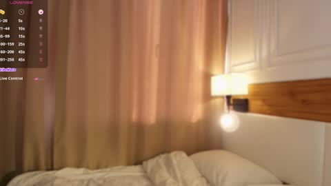 blondoll online show from 25, 4, 2026