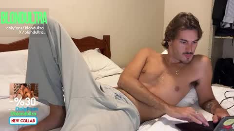 Snapshot of blondultra chatting on 21, 4, 2026 blondultra online show from 21, 4, 2026