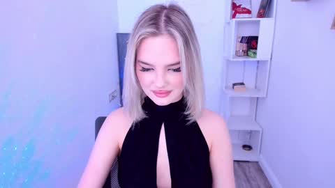 Sophia online show from 4, 3, 2025