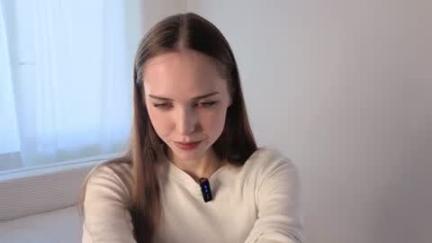 Alice or your girl from University online show from 18, 7, 2026