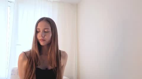 Alice or your girl from University online show from 28, 7, 2026