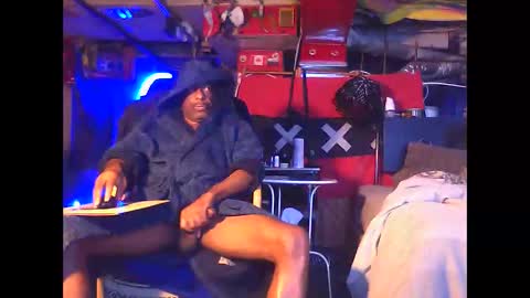 BLOWFLY online show from 13, 3, 2026