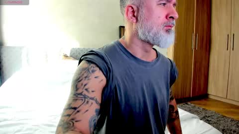 Nico online show from 23, 2, 2025