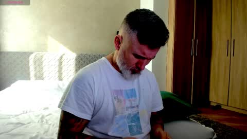 Nico online show from 26, 2, 2025