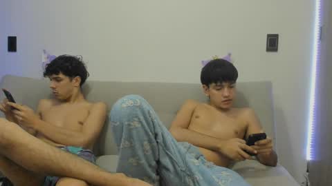 Blue online show from 29, 4, 2026