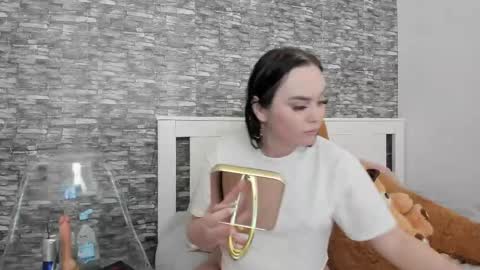 blue candy28 online show from 8, 3, 2025