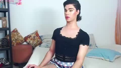 model independent  online show from 29, 7, 2026