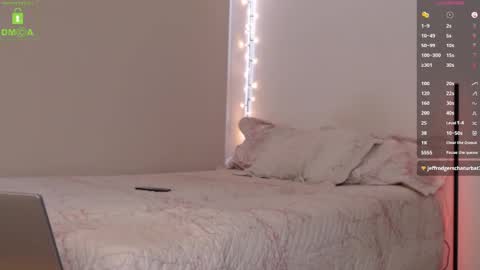 Blue online show from 3, 10, 2025