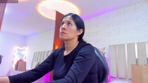 blue_tay1 online show from 10, 9, 2025