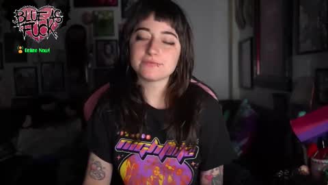 Blue online show from 18, 12, 2025