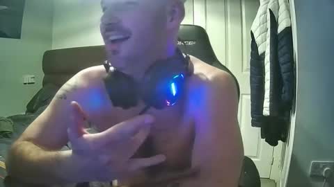 bluebirdflame1 online show from 22, 12, 2024