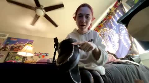 bluebloodednorsewitch online show from 23, 2, 2025