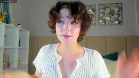 Charlotte  dont forget to thumbs up me  online show from 8, 6, 2026