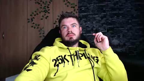 blueeyeboy0 online show from 23, 7, 2026