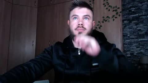 blueeyeboy0 online show from 4, 8, 2026