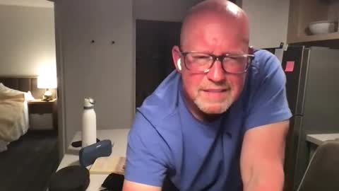 blueeyecowbow online show from 11, 3, 2026