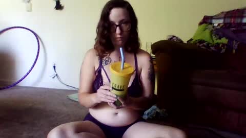 Blueeyedbeauty online show from 1, 8, 2026