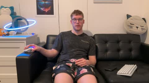 blueeyedtallguy online show from 20, 12, 2024