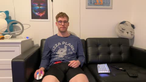 blueeyedtallguy online show from 29, 12, 2024