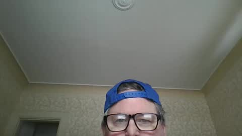 bluemoose70 online show from 20, 2, 2025