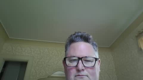 bluemoose70 online show from 8, 9, 2025