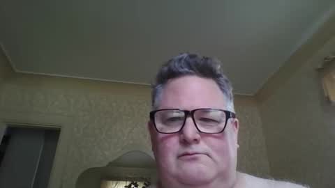 bluemoose70 online show from 12, 9, 2025