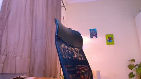 FLORAA online show from 22, 12, 2025