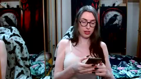 Snapshot of bluerose98 chatting on 8, 11, 2025 Bluerose online show from 8, 11, 2025