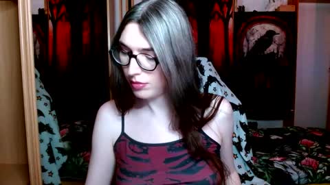 Snapshot of bluerose98 chatting on 13, 11, 2025 Bluerose online show from 13, 11, 2025