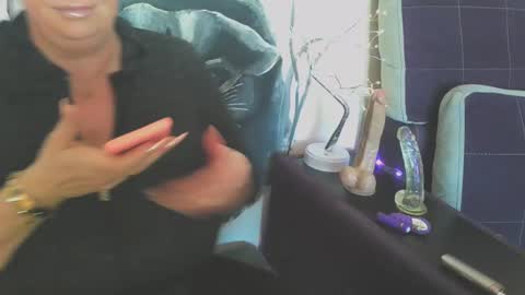 Snapshot of blueskysierra chatting on 9, 2, 2025 Sierra online show from 9, 2, 2025