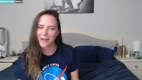 Snapshot of bluexstacey chatting on 18, 9, 2025 Stacey online show from 18, 9, 2025