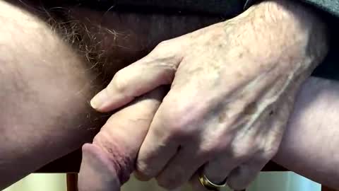 Snapshot of blueyedudeseattle chatting on 14, 3, 2026 Blueyedudeseattle online show from 14, 3, 2026