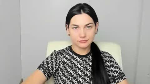 Kelly online show from 9, 9, 2025