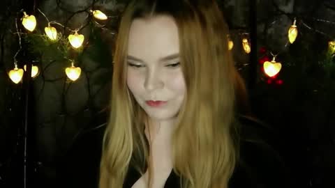 blushing_star online show from 12, 2, 2026