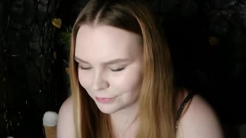 blushing_star online show from 19, 3, 2026