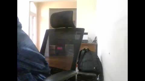 bluuthunder1914 online show from 7, 10, 2025