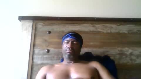 Snapshot of bluuthunder1914 chatting on 10, 6, 2026 bluuthunder1914 online show from 10, 6, 2026