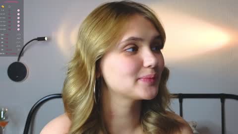 Snapshot of blytheaven chatting on 12, 12, 2024 Erica online show from 12, 12, 2024