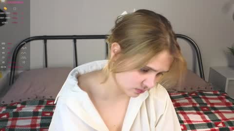 Snapshot of blytheaven chatting on 18, 12, 2024 Erica online show from 18, 12, 2024