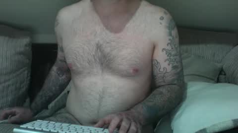 Snapshot of bmar1t1990 chatting on 30, 4, 2026 bmar1t1990 online show from 30, 4, 2026
