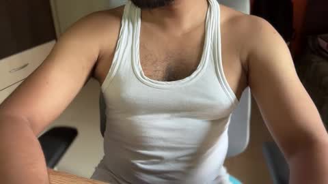 Snapshot of bmporn87 chatting on 27, 4, 2026 Horny Ben online show from 27, 4, 2026
