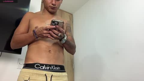 Snapshot of bob_pettersonn chatting on 10, 6, 2026 Bob INDEPENDENT MODEL online show from 10, 6, 2026