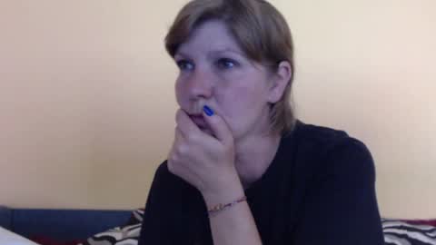 Snapshot of bobandchris33 chatting on 3, 5, 2026 SlutWife online show from 3, 5, 2026