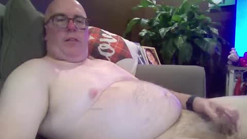 bobblehead31382 online show from 5, 3, 2025