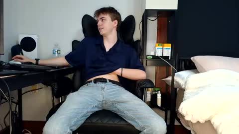 Snapshot of bobby72738 chatting on 27, 9, 2025 bobby72738 online show from 27, 9, 2025